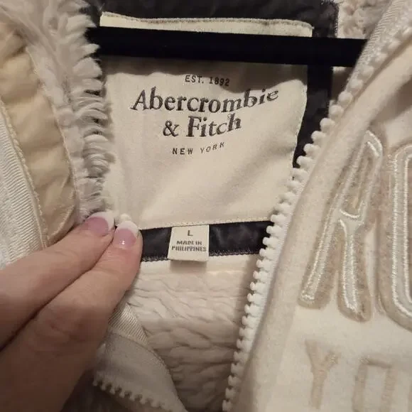 Vtg 90s Y2K Abercrombie Fitch NY AHoodie Womens L Ivory Sherpa Lined Patch Logo